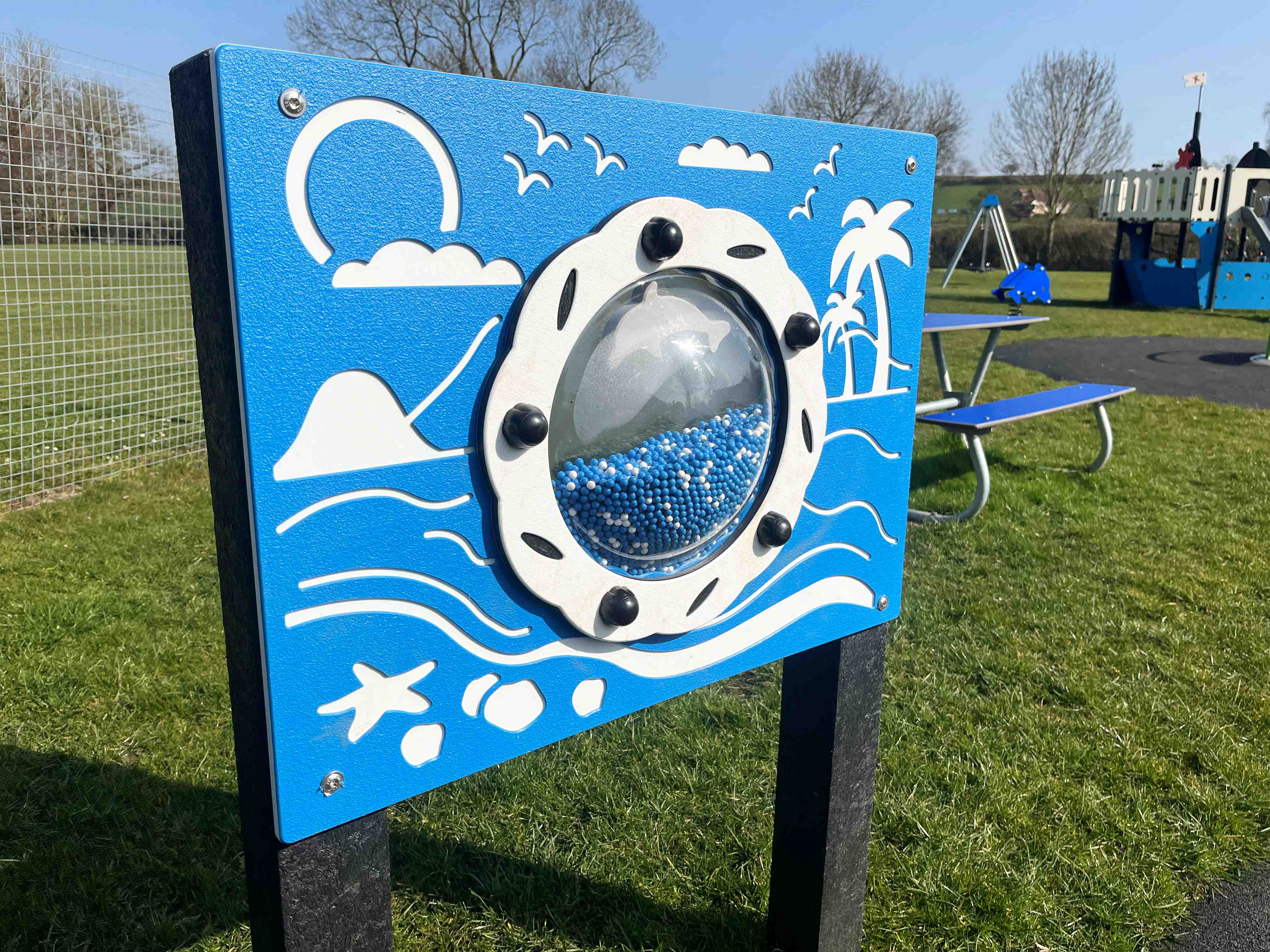 Willoughton Playing Field - Image 2