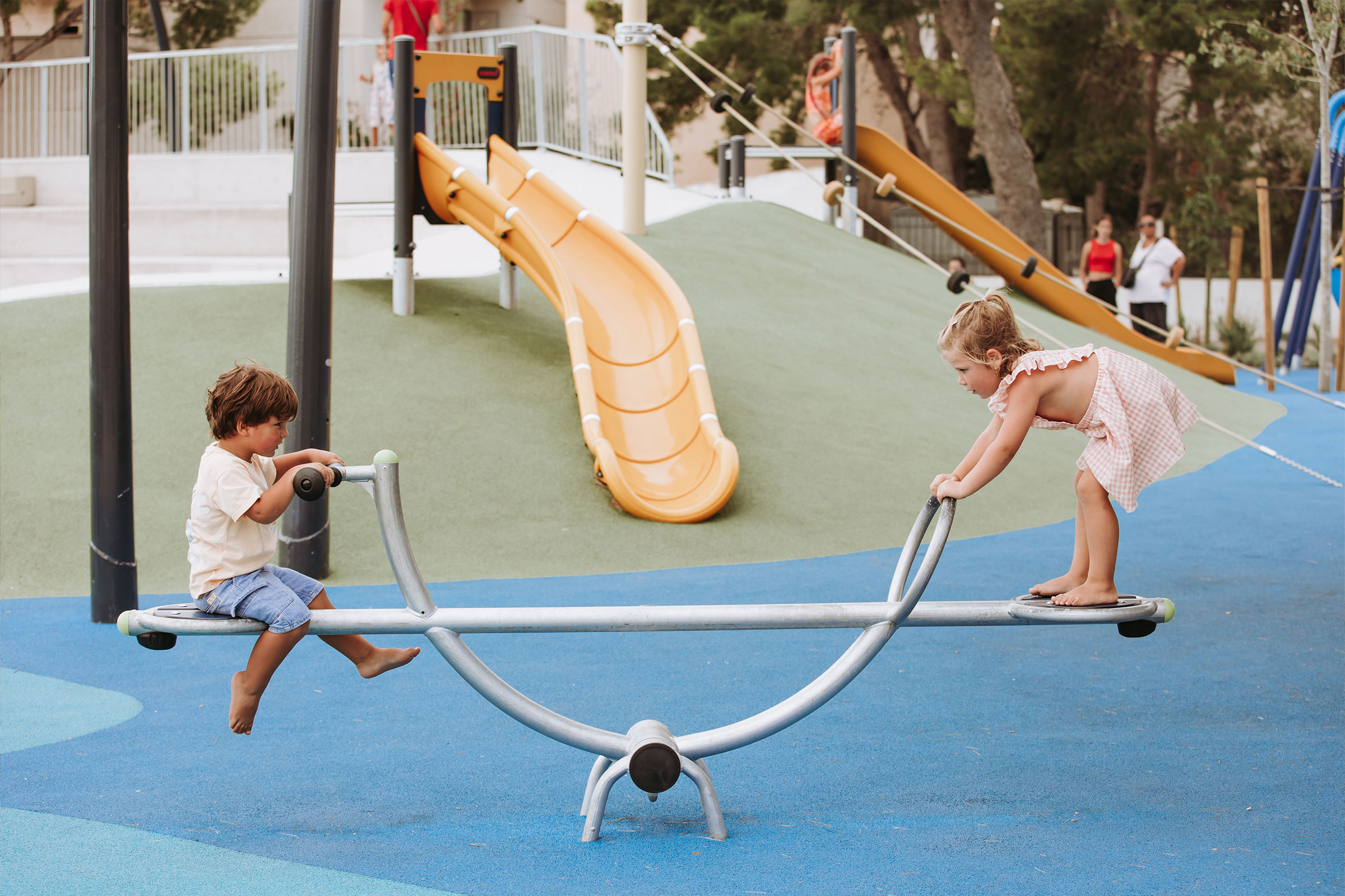 KOMPAN-MONTROIG de329597--seesaw