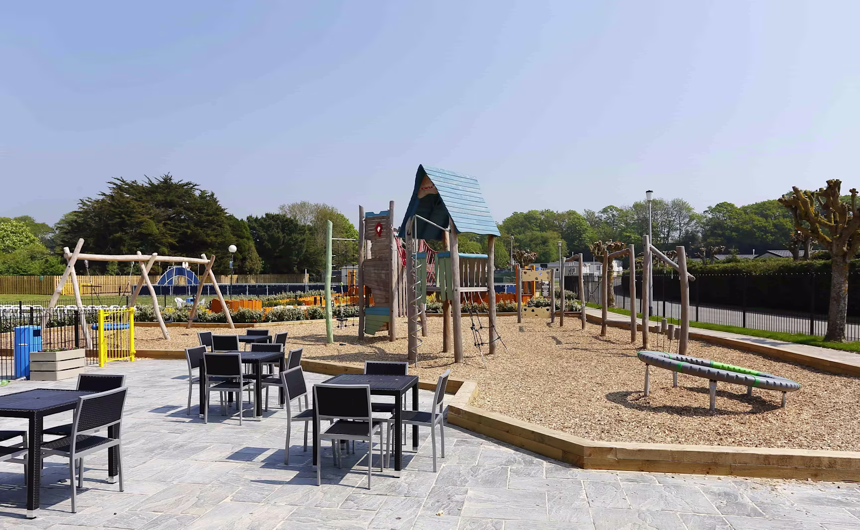 pubs and social clubs main pic - Local 