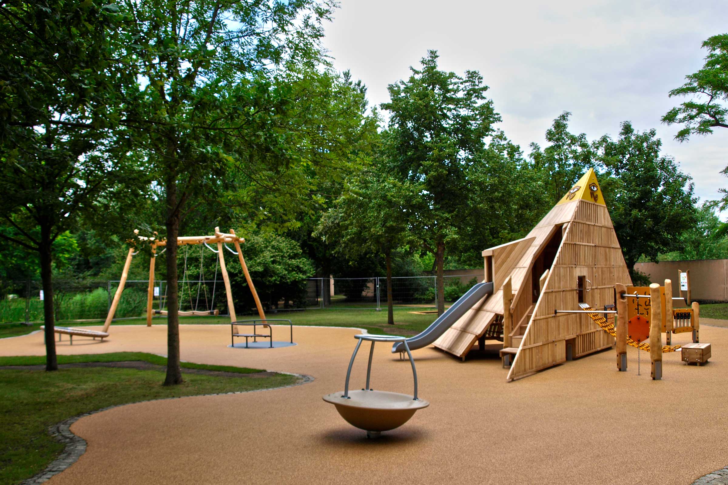 Spielplatz Branitzer Park Cottbus - Image 2