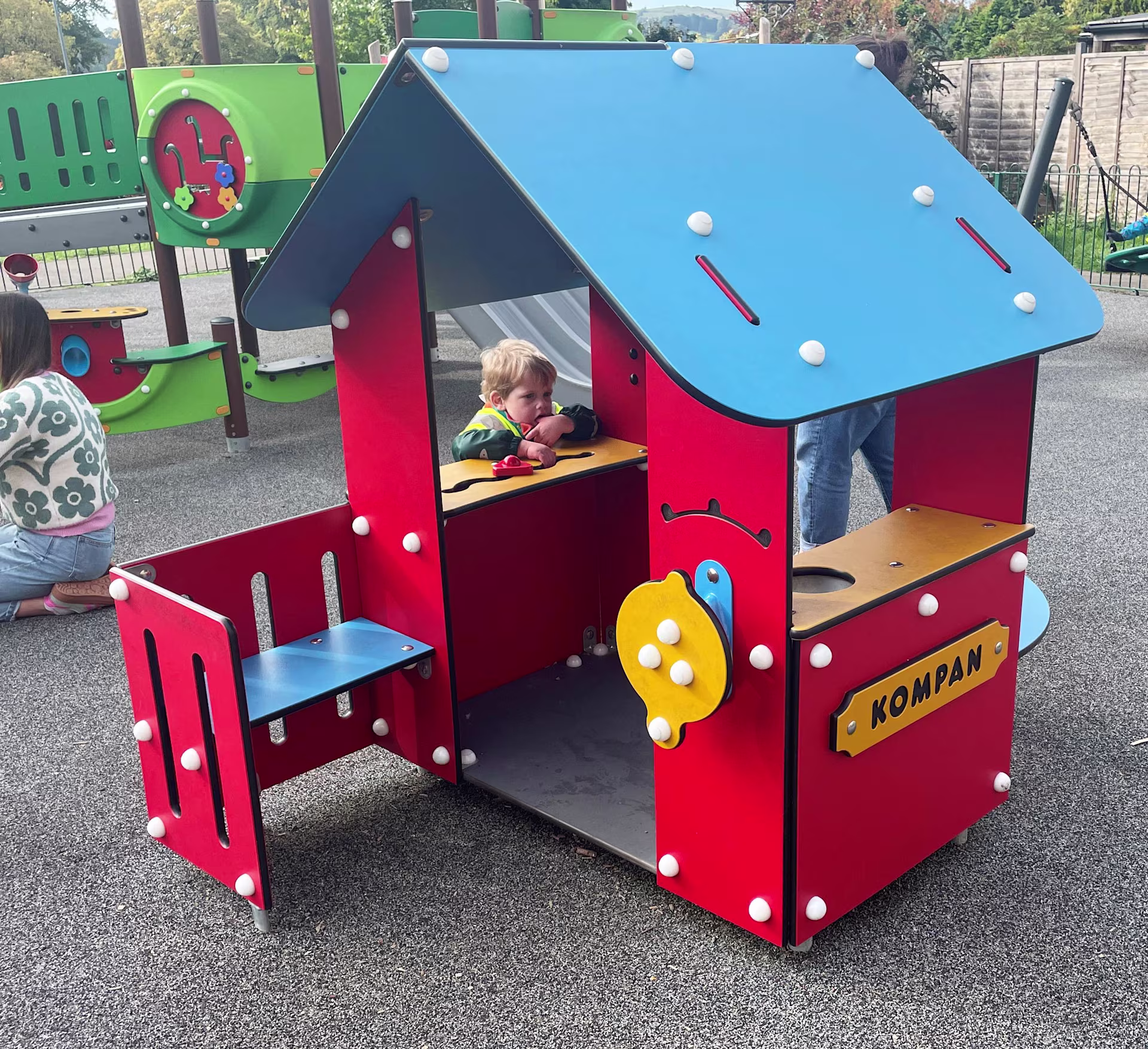 Stratford Park, Stroud_UK_BASIC750_ID 7a1ffe3f