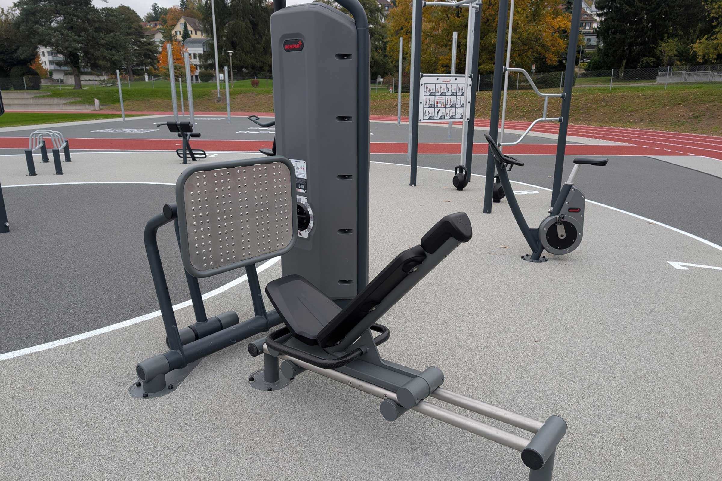 CH-Ref Zollikon FAZ603 2400x1600