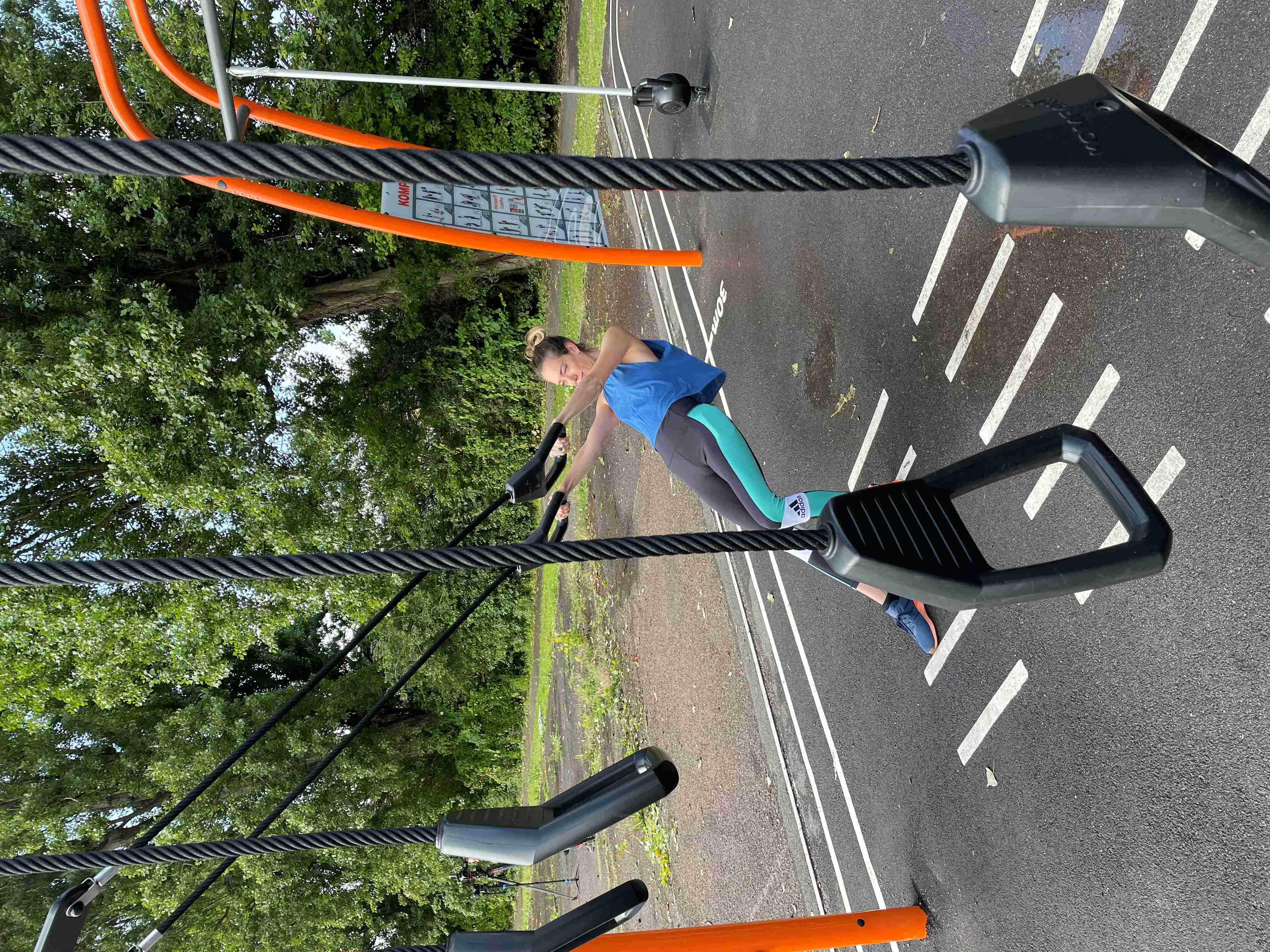 Memorial park outdoor gym - image 7