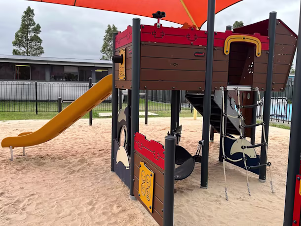 Dallas Brooks Community Primary School - Picture gallery