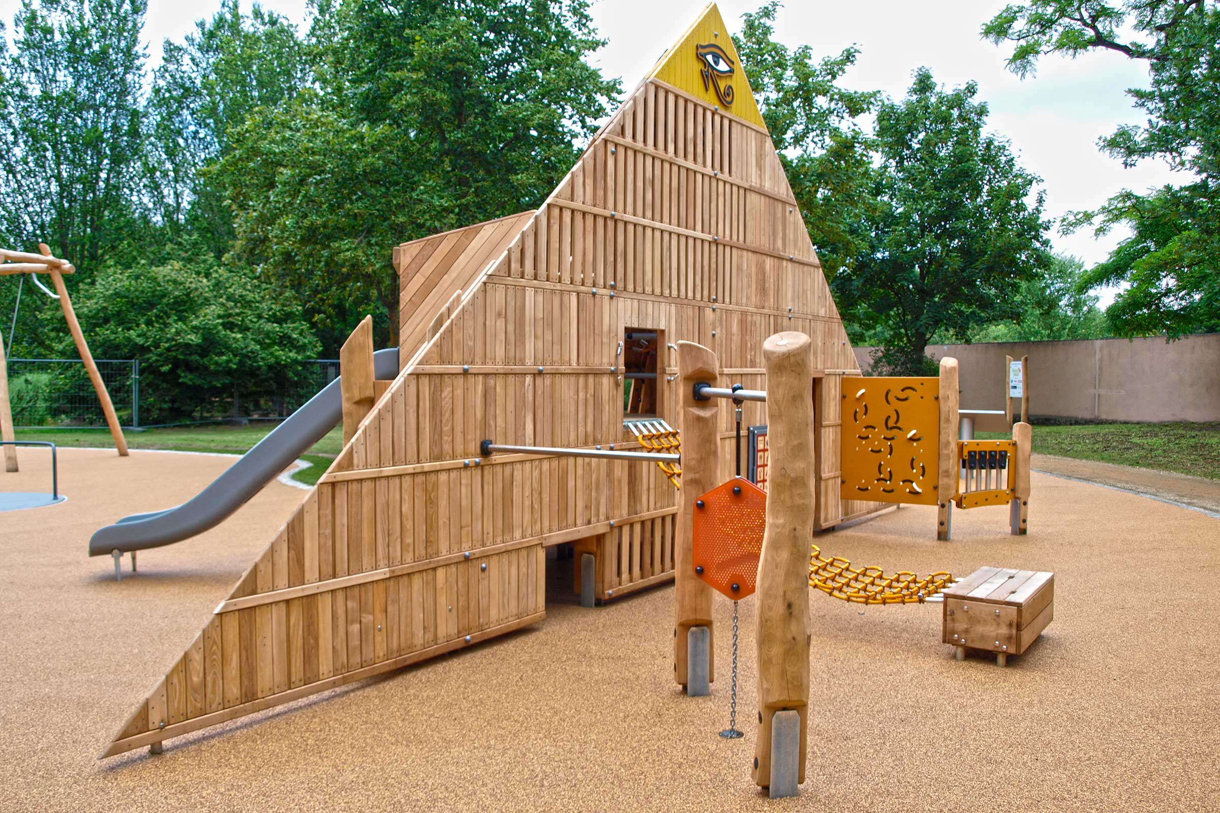 Spielplatz Branitzer Park Cottbus - Image 1