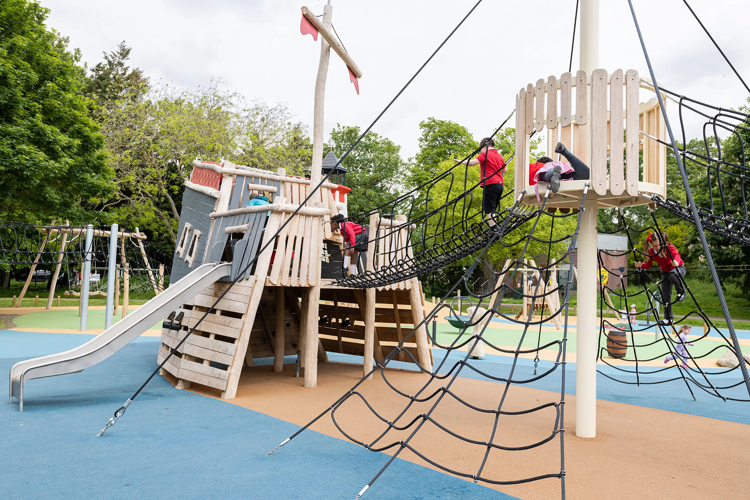 wooden ship playground robinia ships hero image