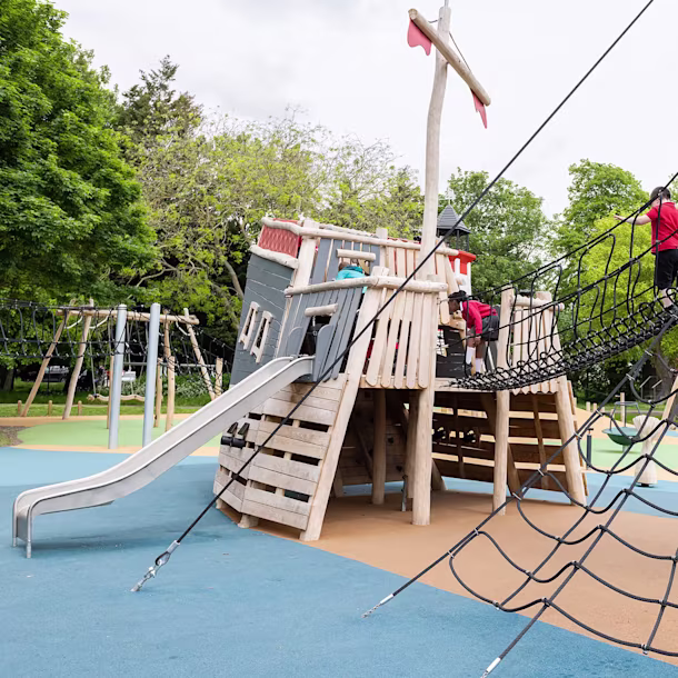 wooden ship playground robinia ships hero image