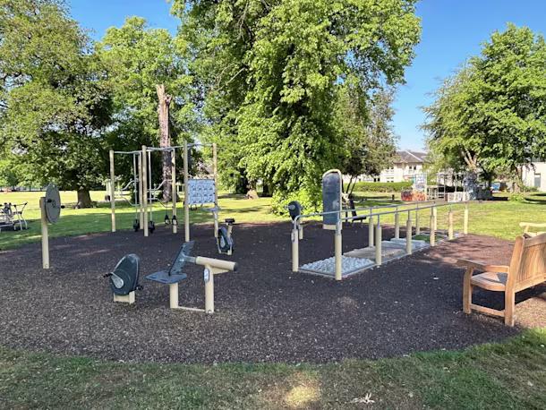 Southfields Park Fitness Zone, Charnwood Borough Council_UK 3