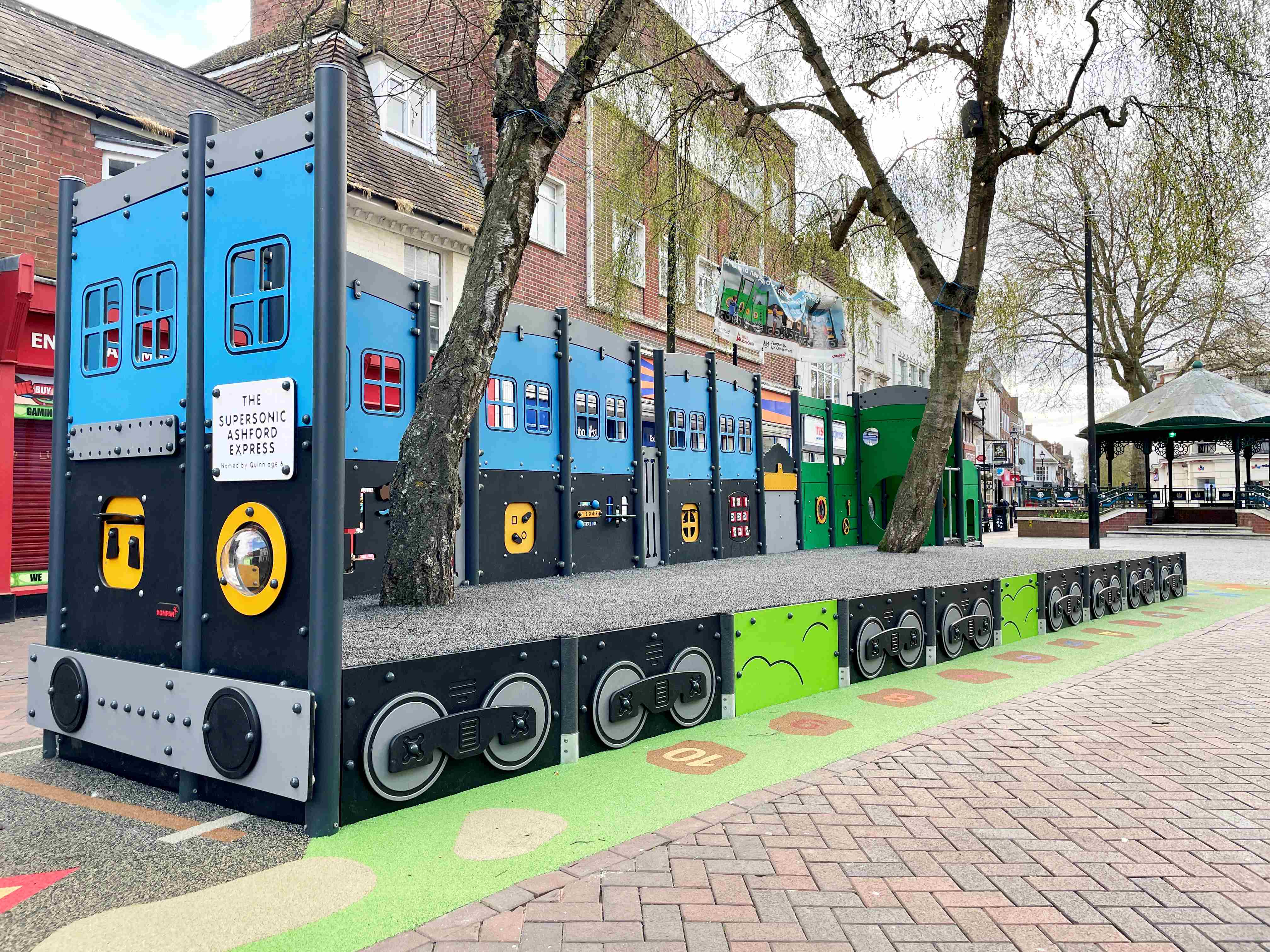 Ashford High Street Play Train - image 7