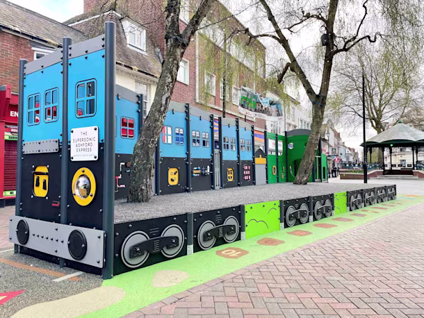 Ashford High Street Play Train - image 7