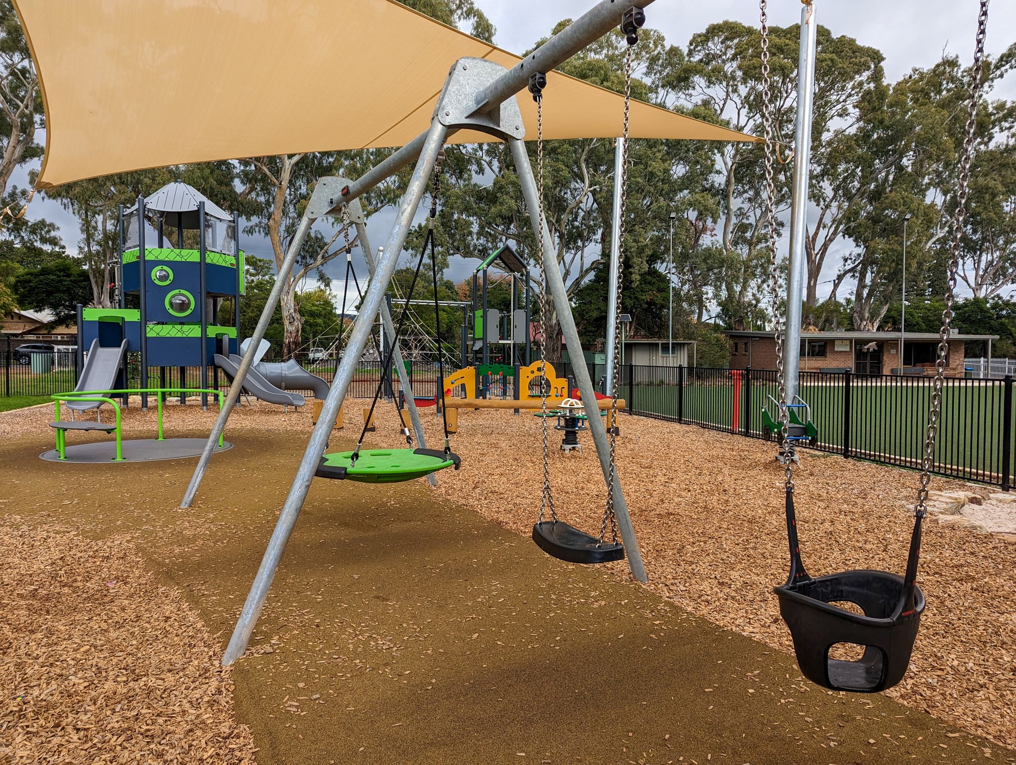 Price Memorial Oval Playground - Image 1