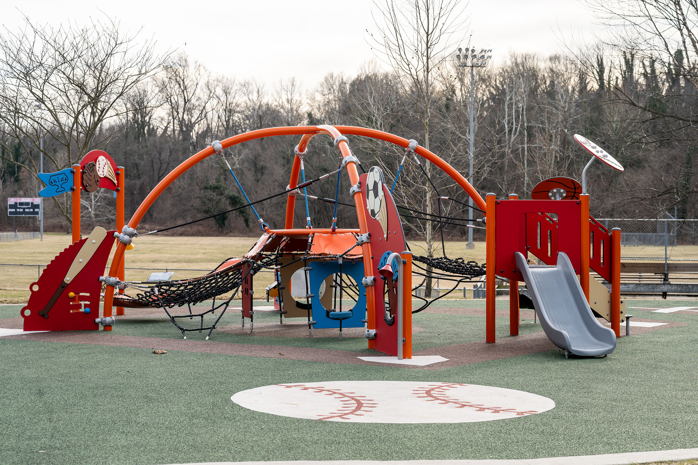 Leon Day Playground - Image 2
