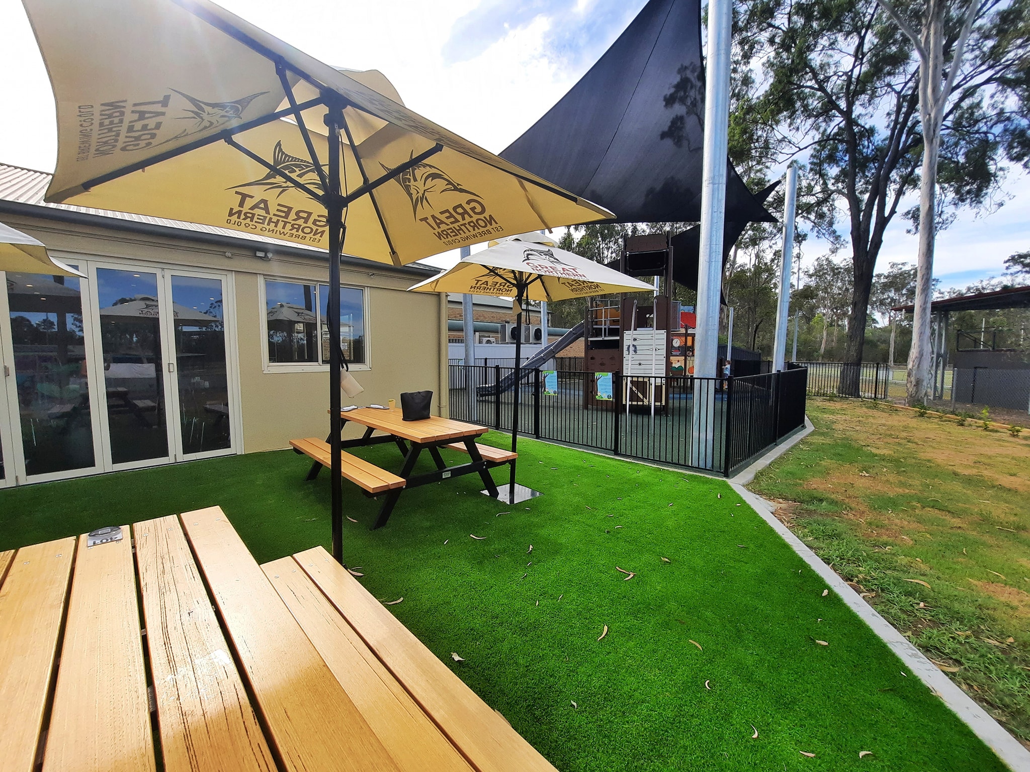 Family Pubs & Clubs 