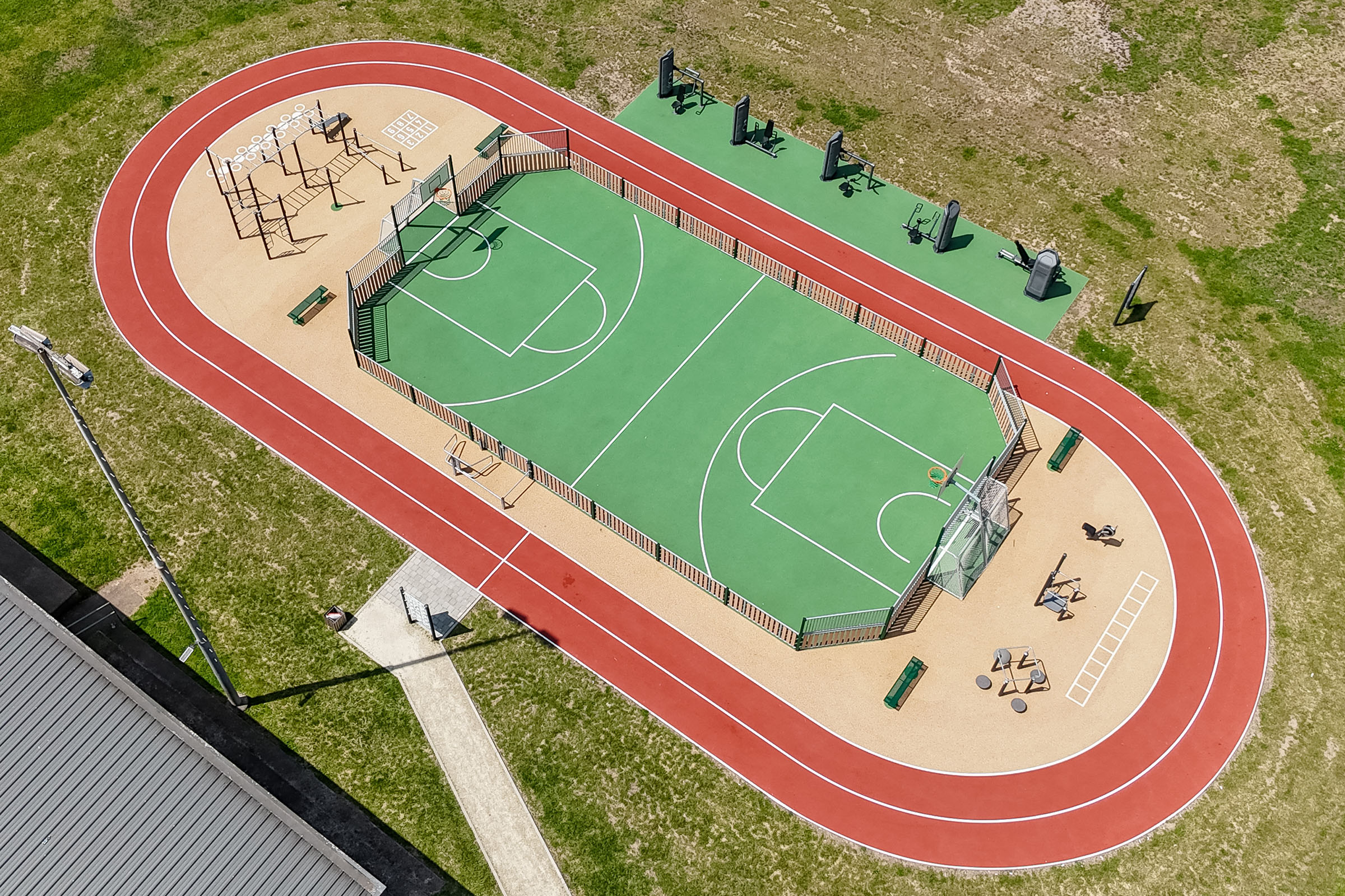 Sport- und Fitnesspark Bilsdorf DE image 2