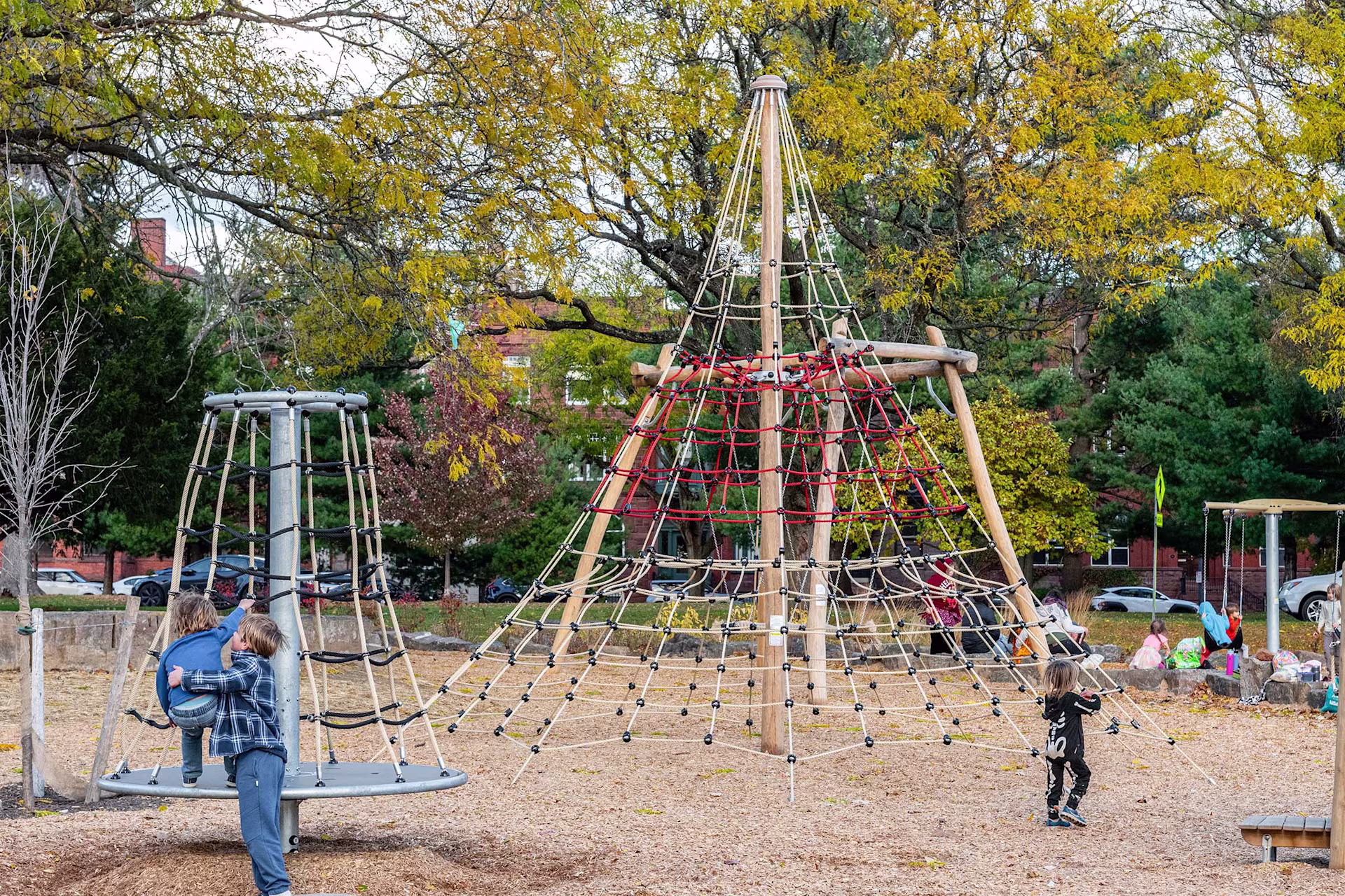Washington Park Playground - Image 4