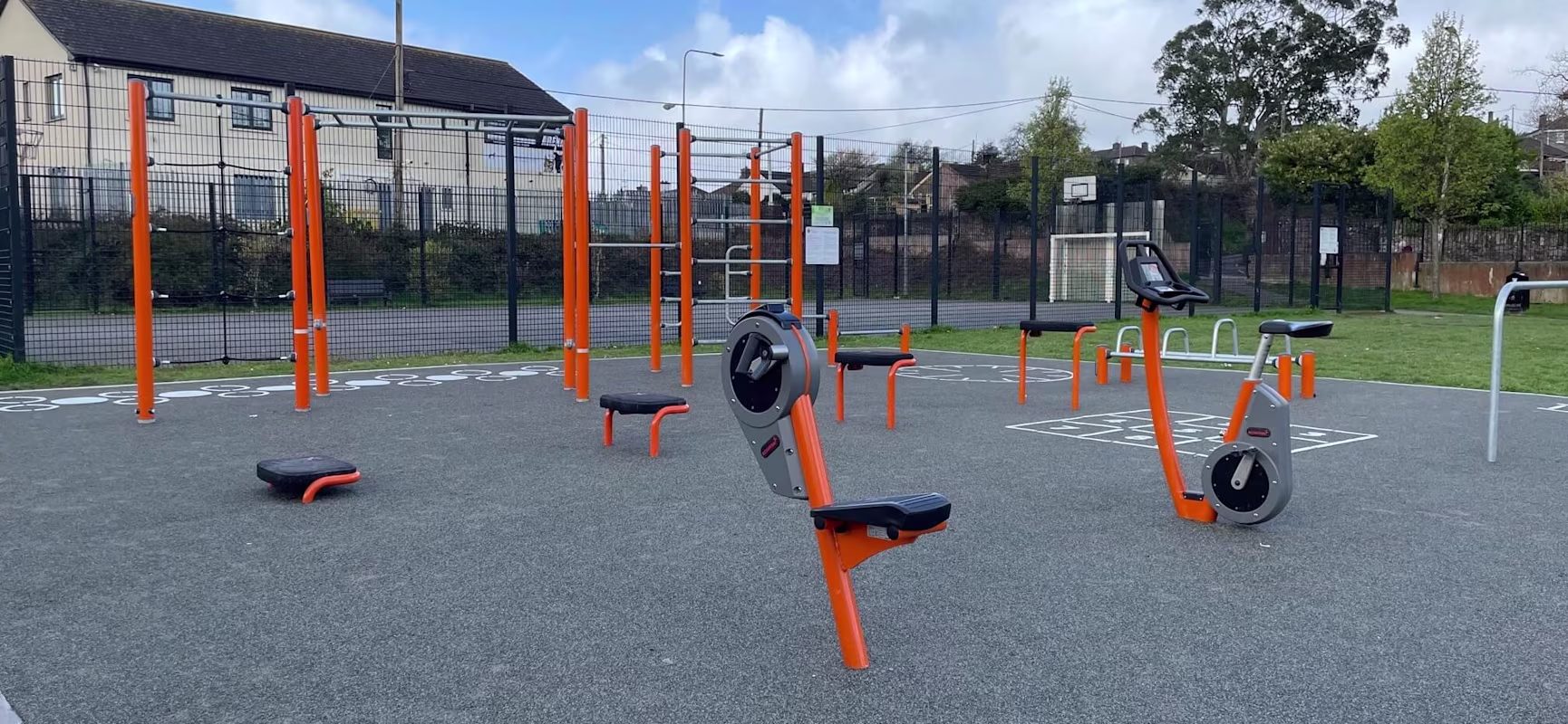 outdoor gym in Cork, Ireland with cardio and street workout