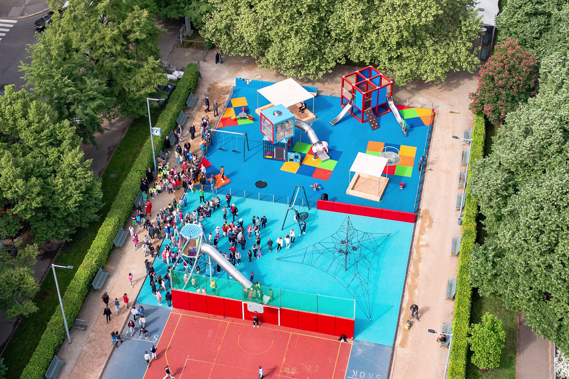 Lannova - Čapek Gardens Playground - Image 1