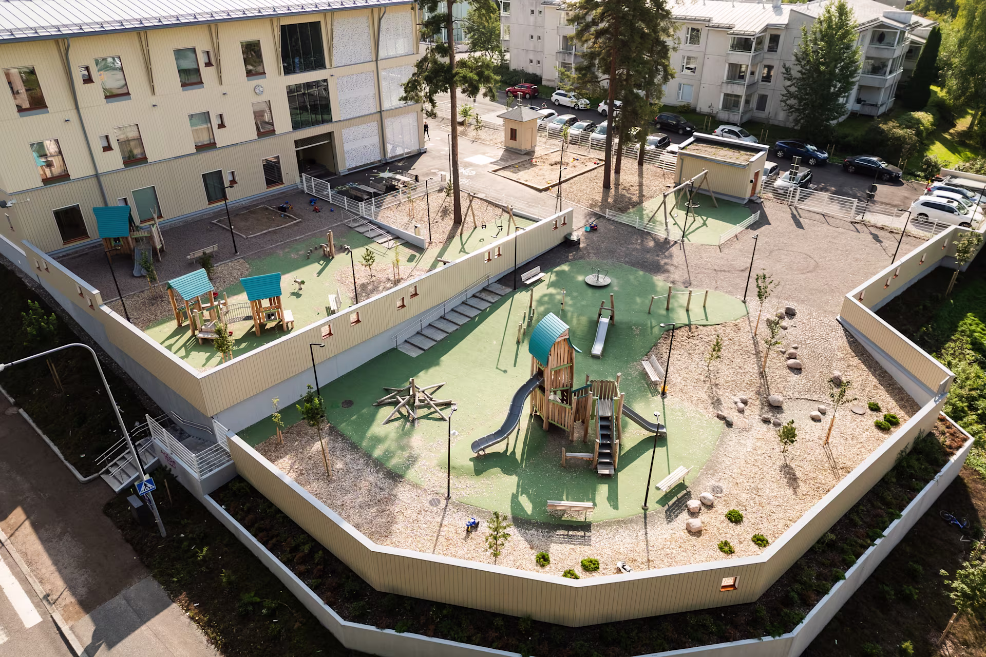 Pesäpuun päiväkoti - Media