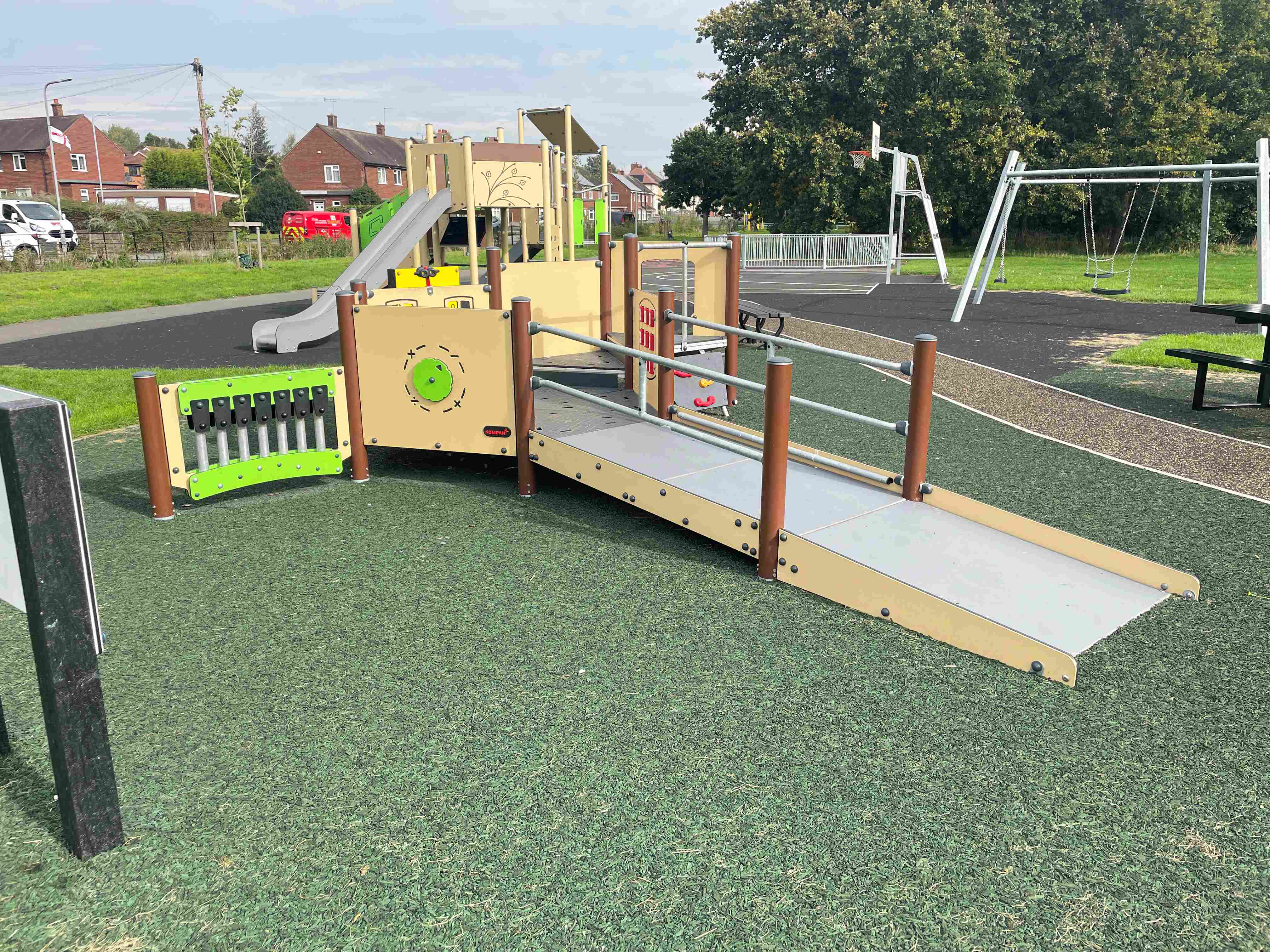 Laburnum Avenue, Staffordshire UK PCM301131 1