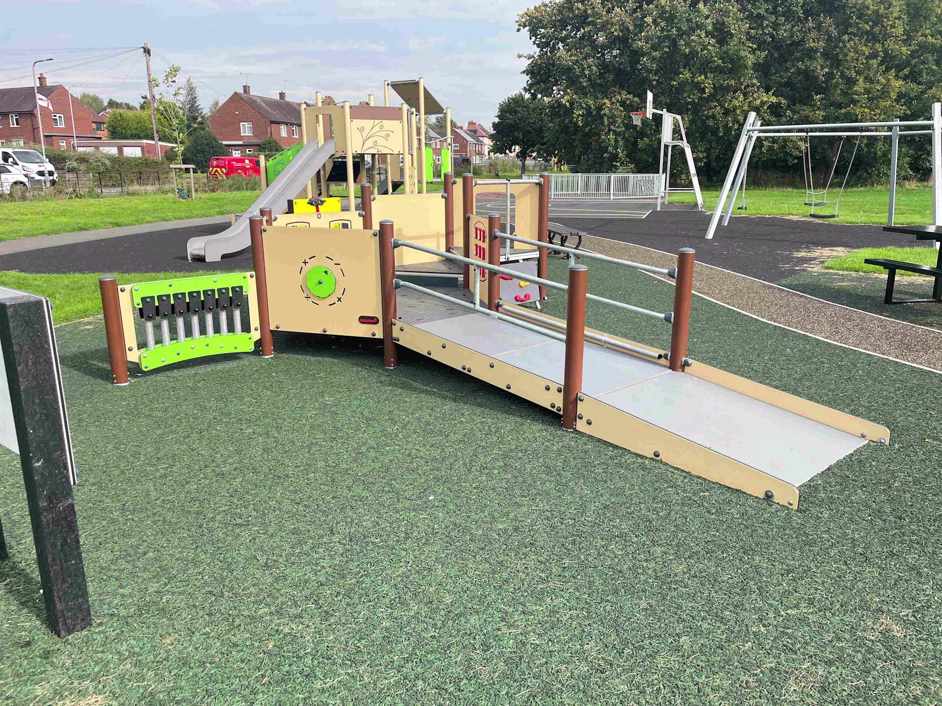 Laburnum Avenue, Staffordshire UK PCM301131 1