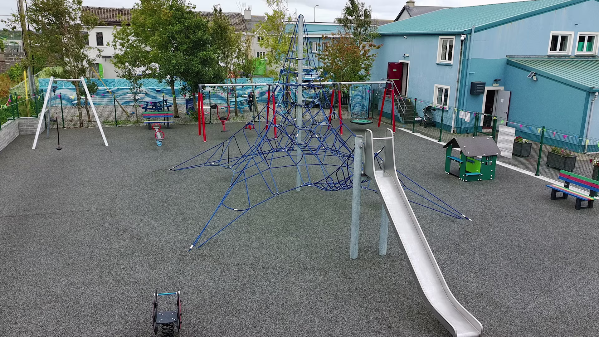 IE Video-tumb Doonbeg-Playground,-Clare-Net
