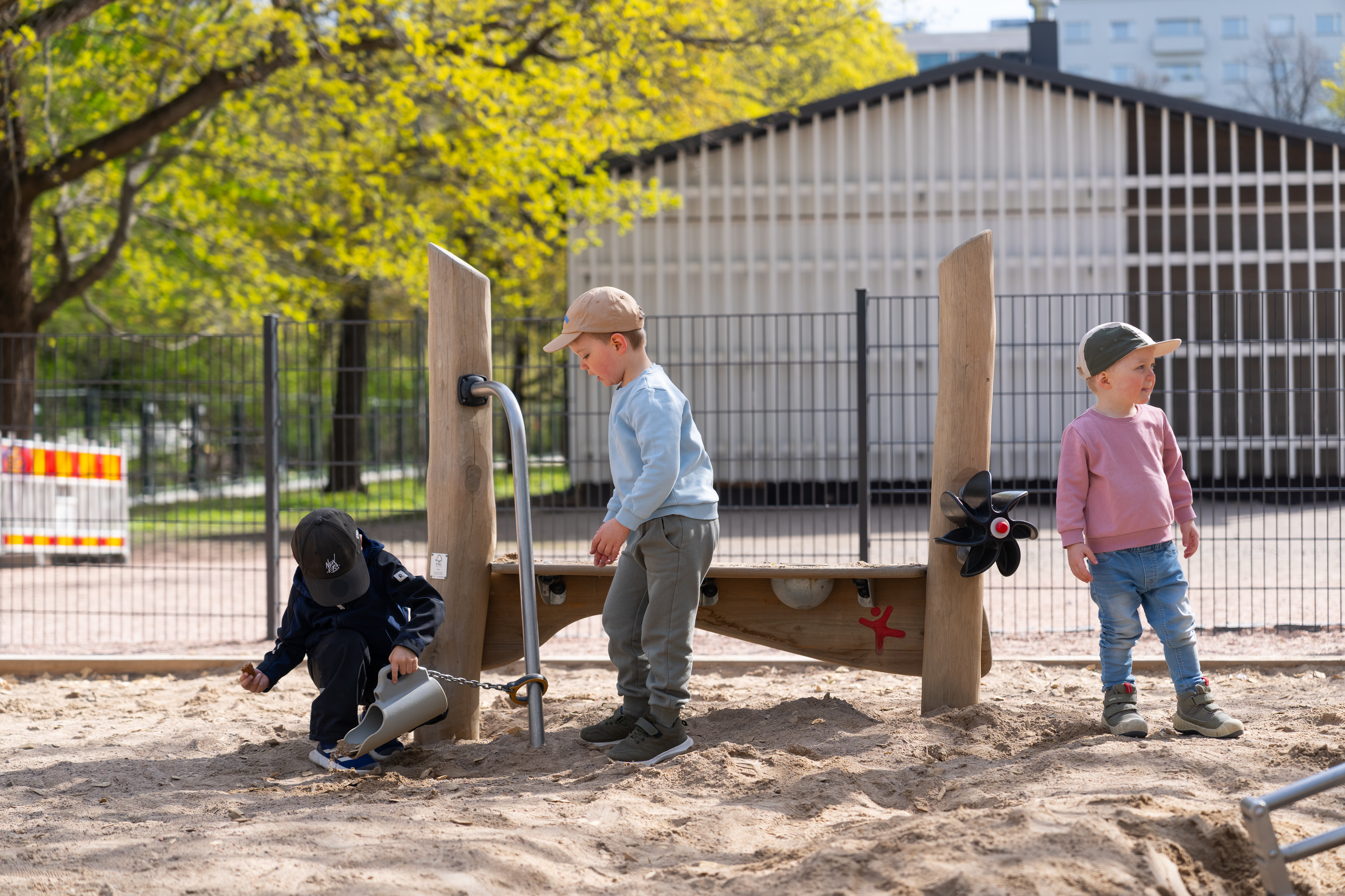 Kaisaniemenpuiston leikkipaikka - Image 10