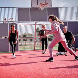 MUGA-topslider-image ID-809FA2F6