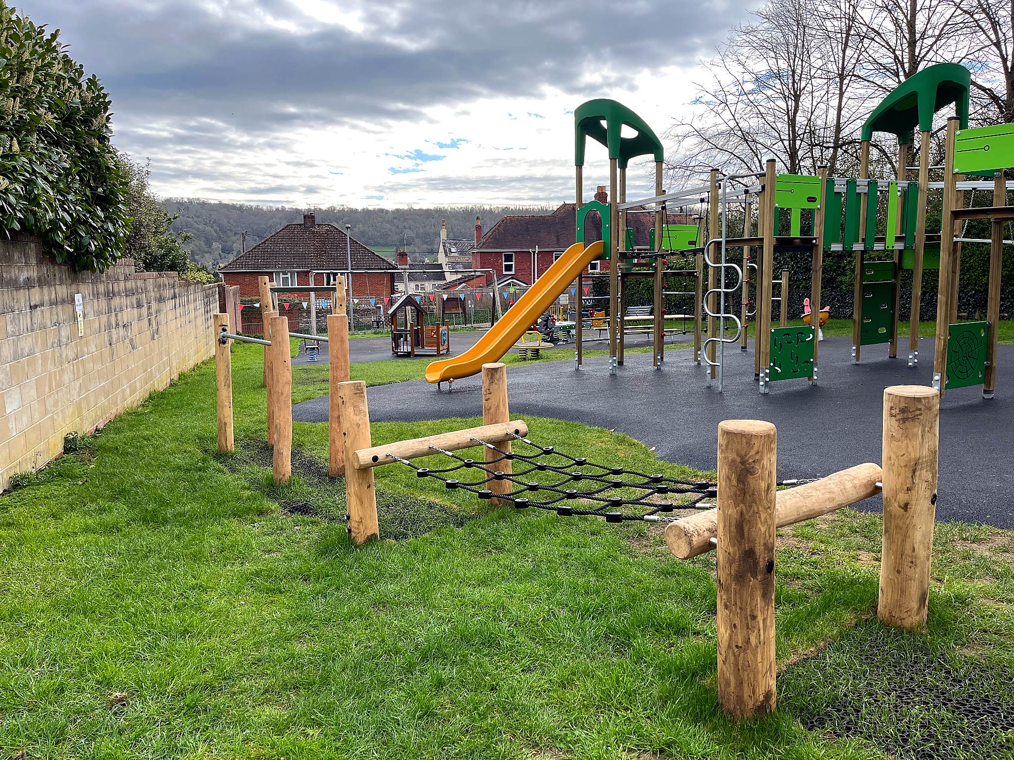 Symn Lane Play Area, Wotton-under-Edge_UK 4