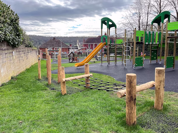 Symn Lane Play Area, Wotton-under-Edge_UK 4