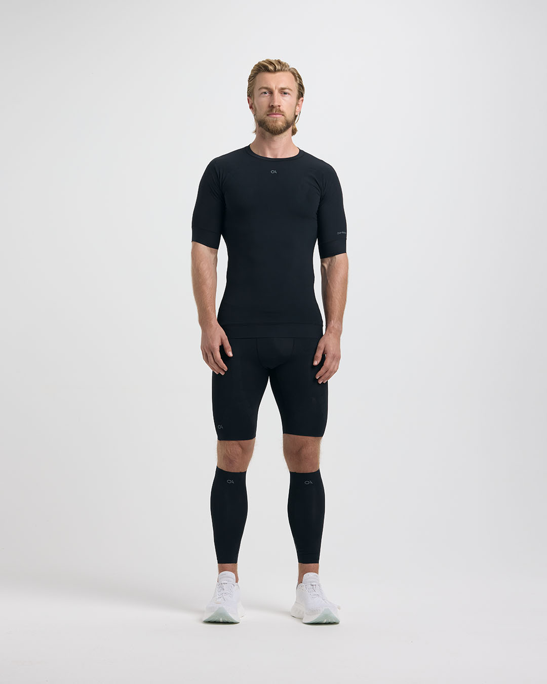 oa-ecom-ProPrioPerformanceShortSleeveTee-black-front