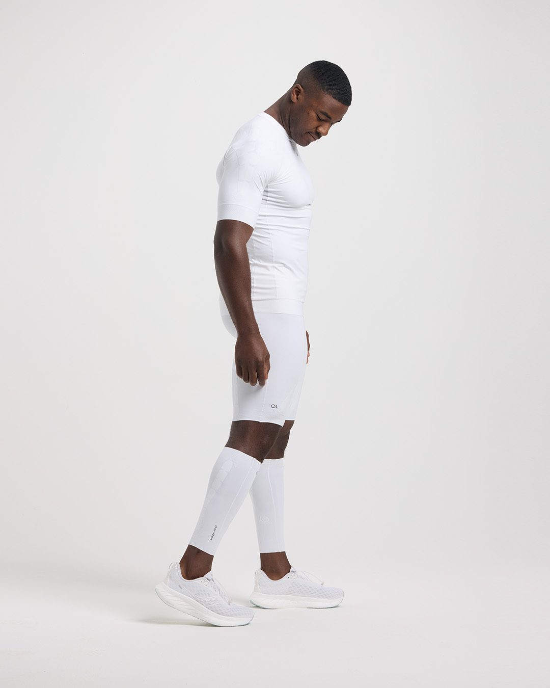 oa-ecom-ProPrioPerformanceHalfTight-white-side