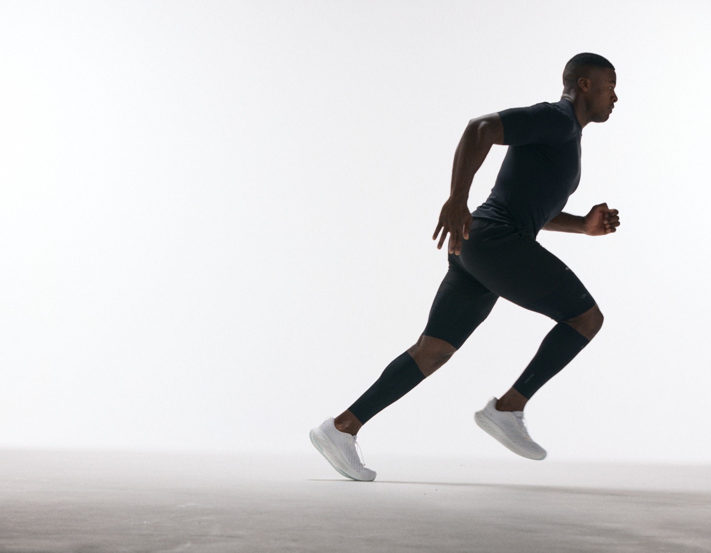 251020 Over+Above KM S02 2239