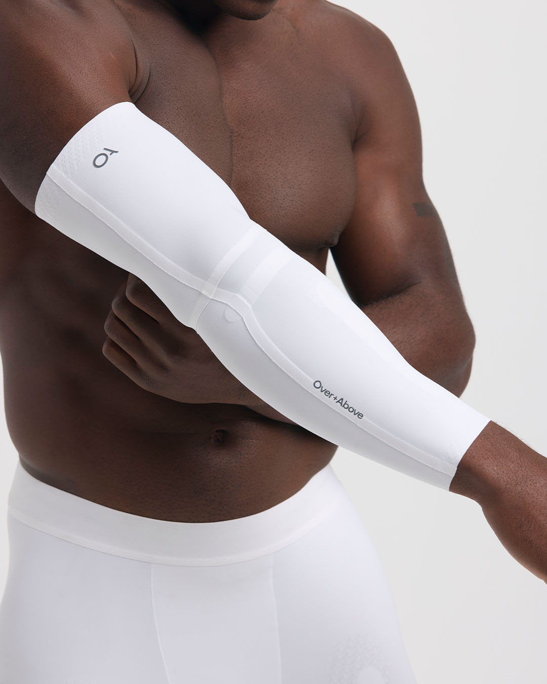 oa-ecom-ProPrioPerformanceRaquetSleeve-white-zoom-01