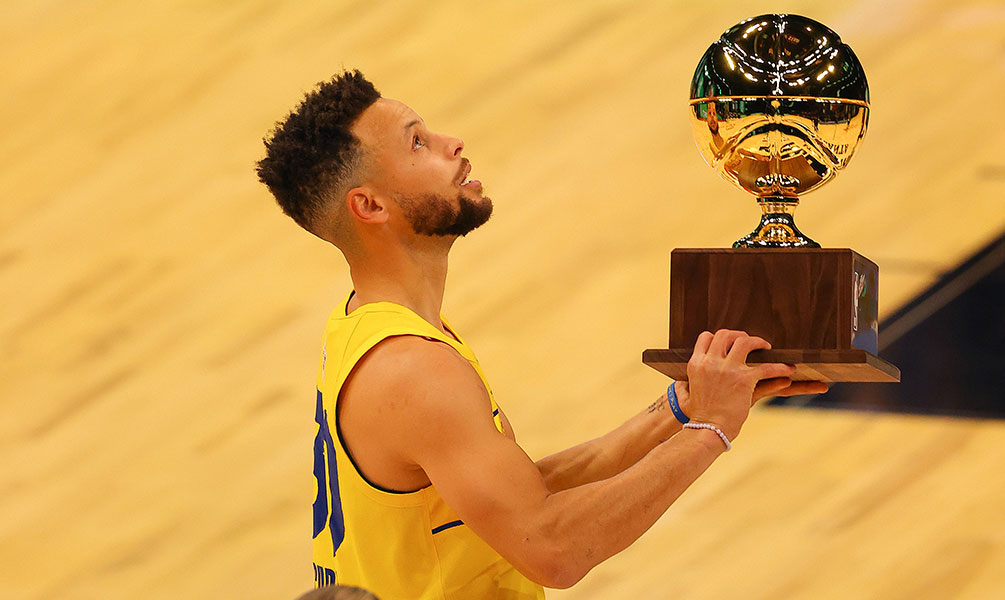 Stephen Curry Splashes His Way to Second 3-Point Contest Win