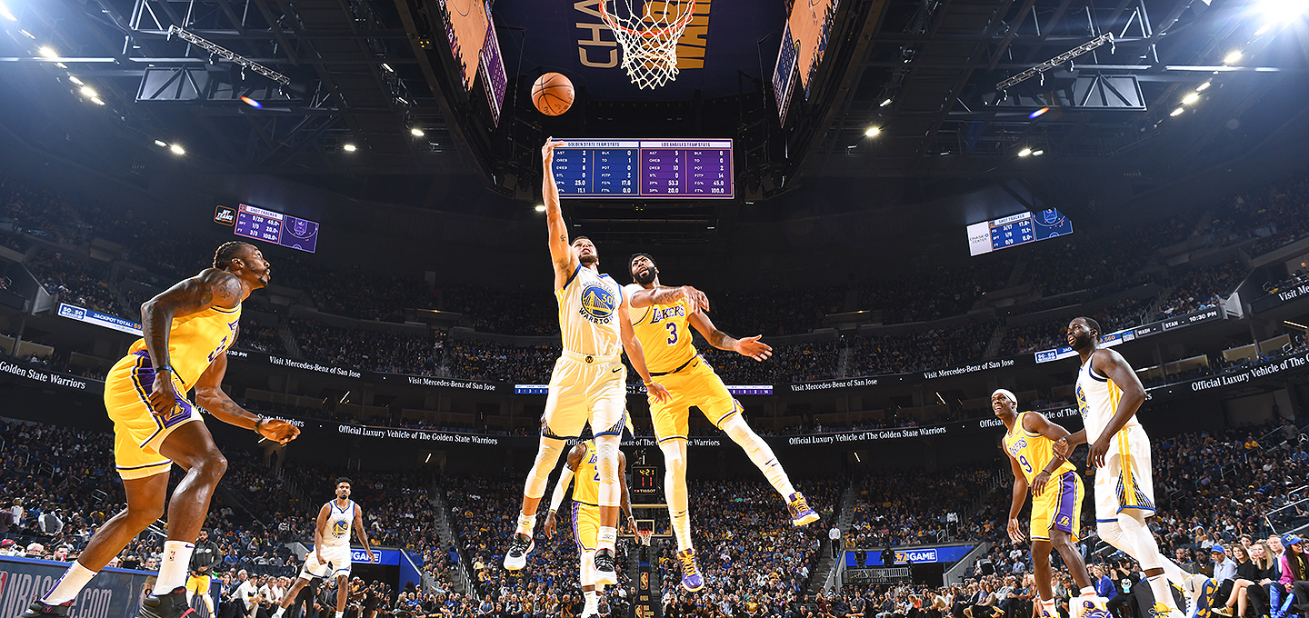 Warriors Play Their First Game at Chase Center | Chase Center