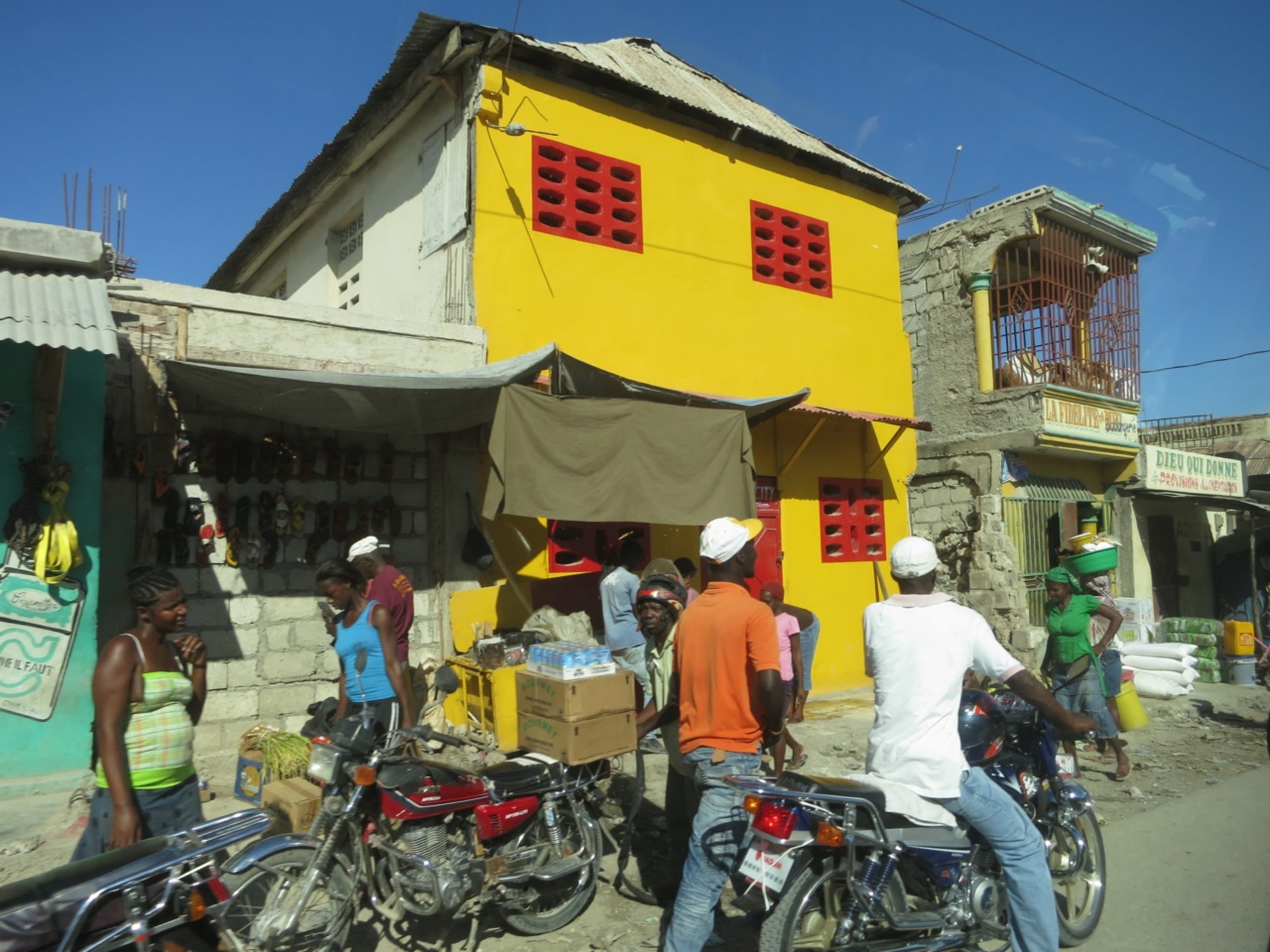 Best of Haiti 2013 - 07