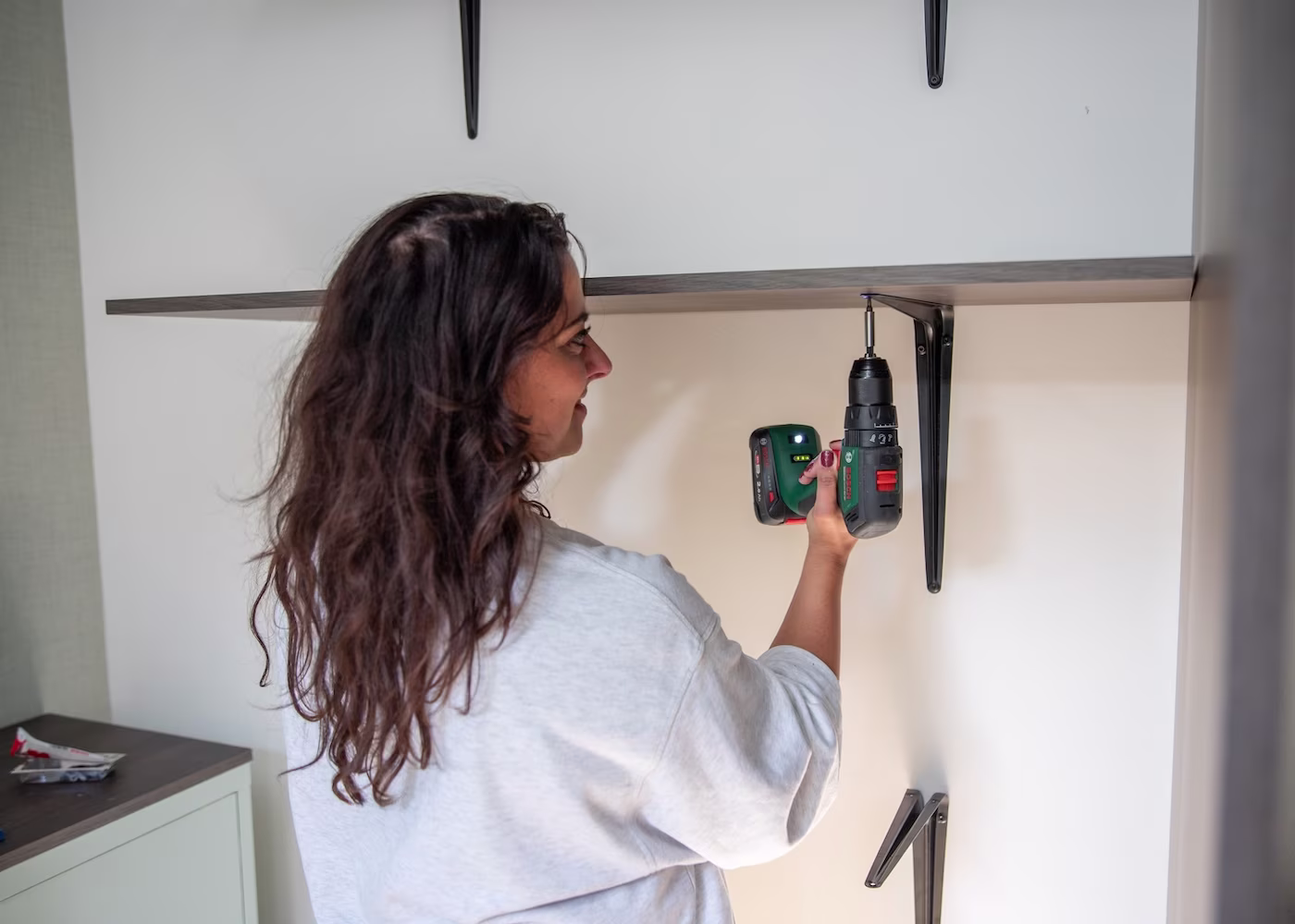 Weekend Make-Over klustips schroeven, monteren en ophangen zonder boren