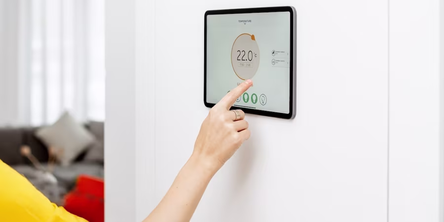 Smart home laten installeren door een vakman | Praxis