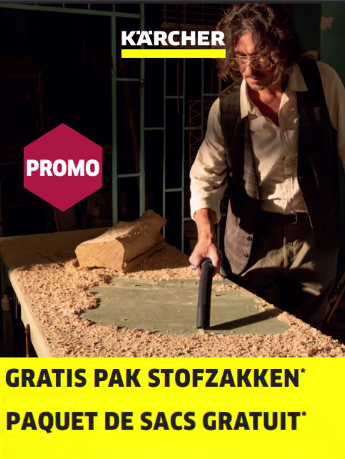 Een persoon die een stofzuiger gebruikt | Une personne utilisant un aspirateur