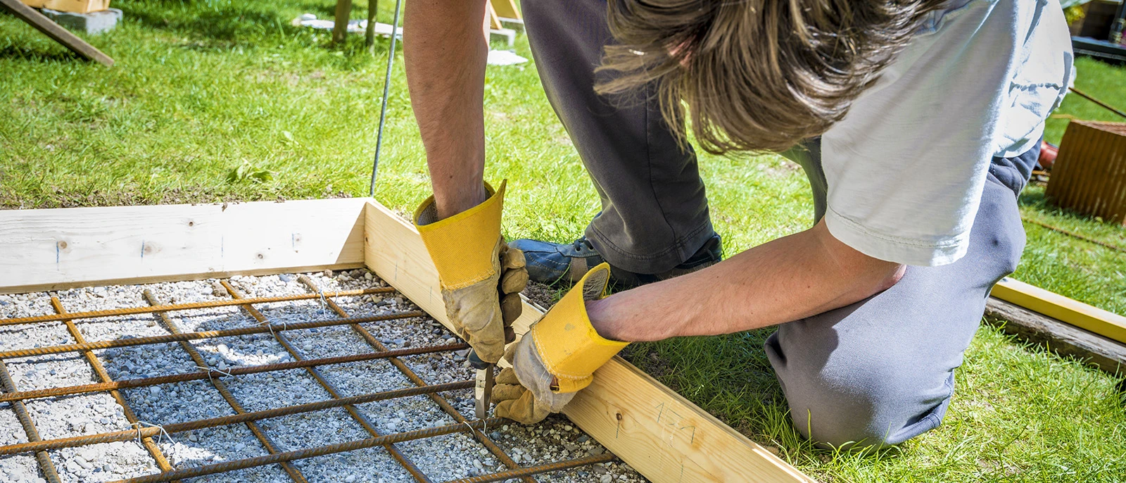 Terras en sierbestrating aanleggen in 9 stappen