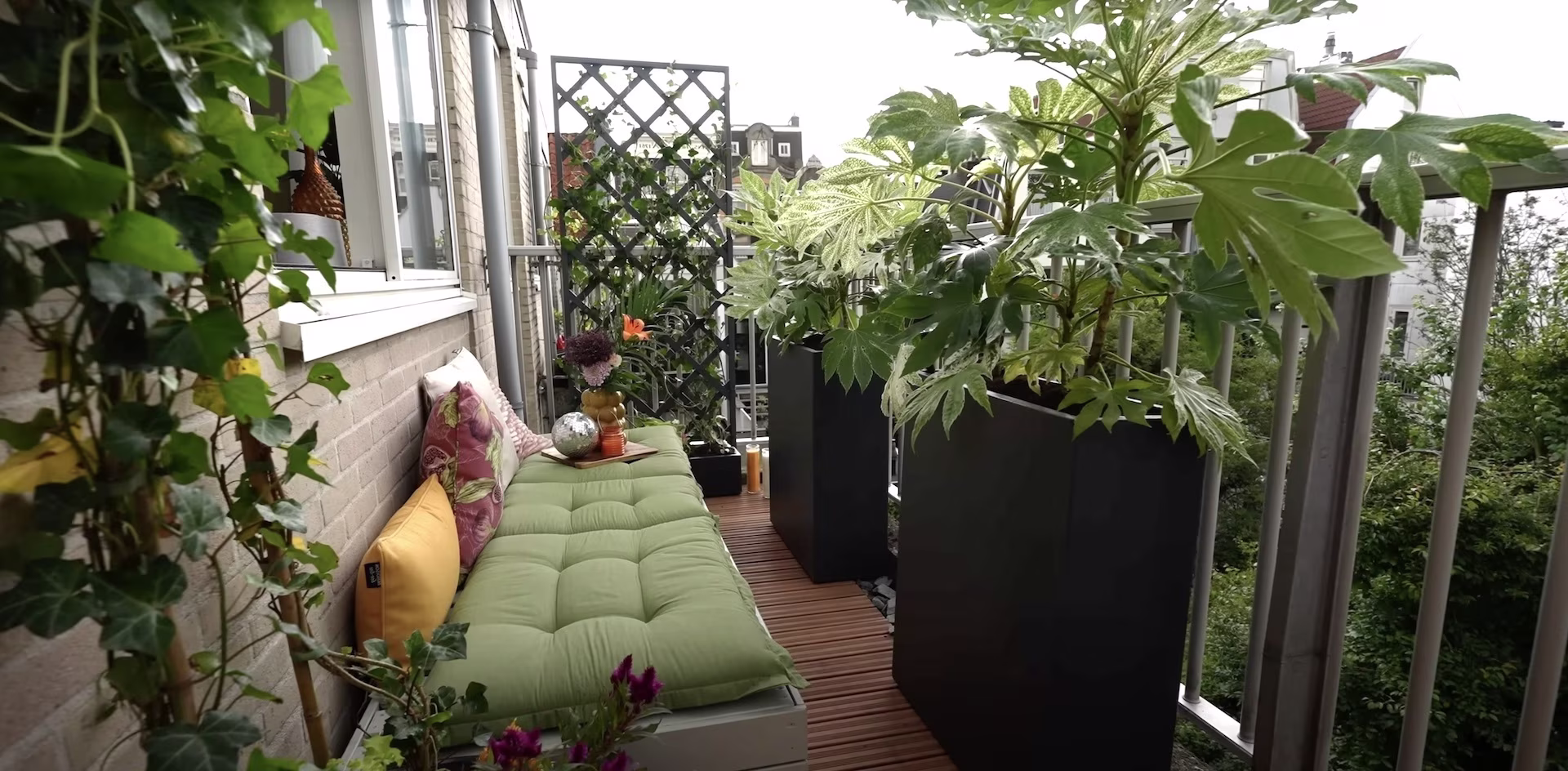 Een koel balkon of dakterras? Zo doe je dat!