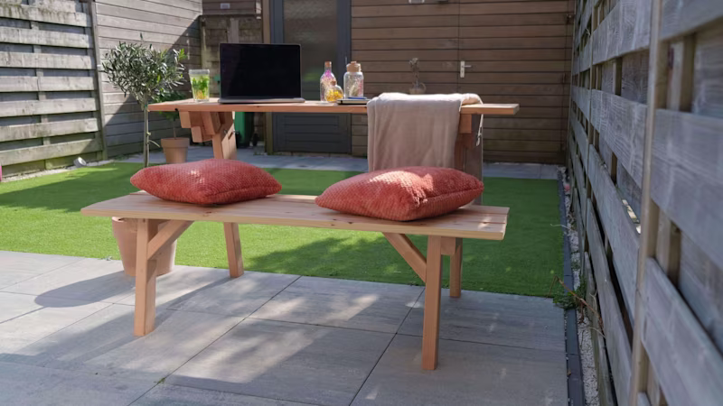 Tuinbank en buitenwerkplek in één maken