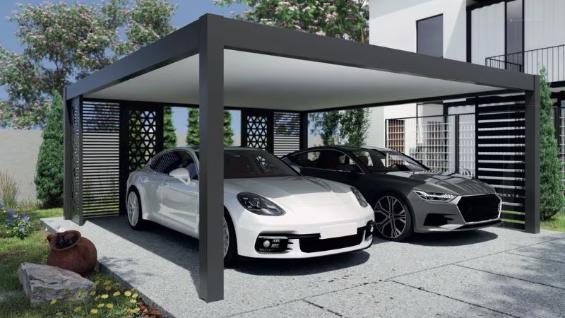 Overdekte carport met twee luxe auto's op een moderne oprit voor een eigentijdse woning. | Carport couverte avec deux voitures de luxe sur une allée moderne devant une maison contemporaine.          Ask ChatGPT