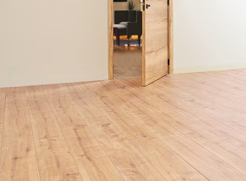 55% de remise sur le sol stratifié Barley natural oak
