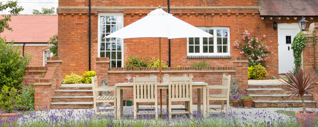 Un parasol pour le balcon ou la terrasse ? Inspirez-vous !