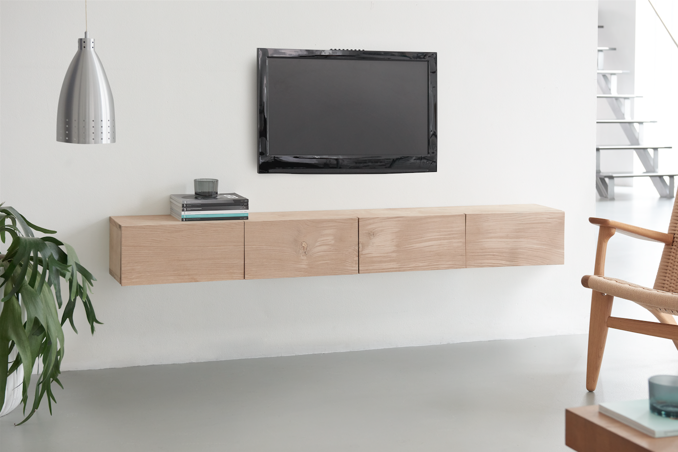 Maak een designer TV-meubel van eikenhout