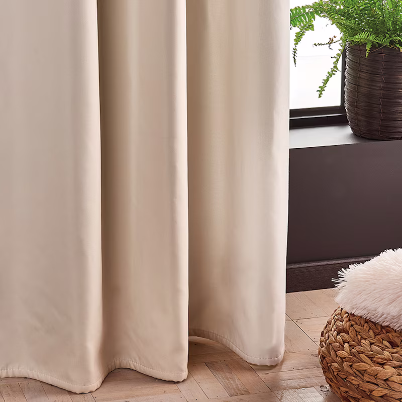 Zelf je gordijnen inkorten Zelf je gordijnen inkorten