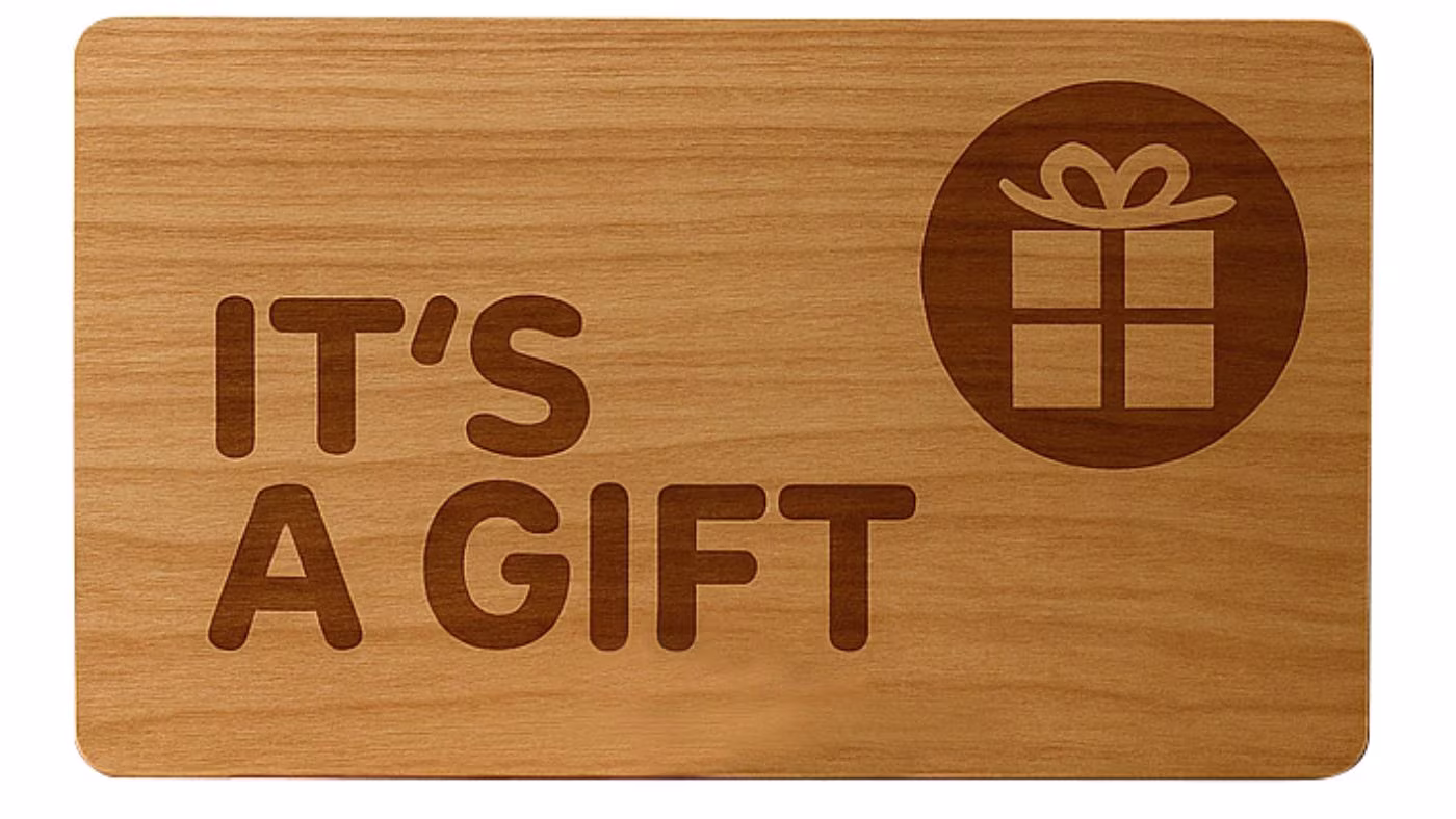 Een houten cadeaubon | Une carte cadeau en bois