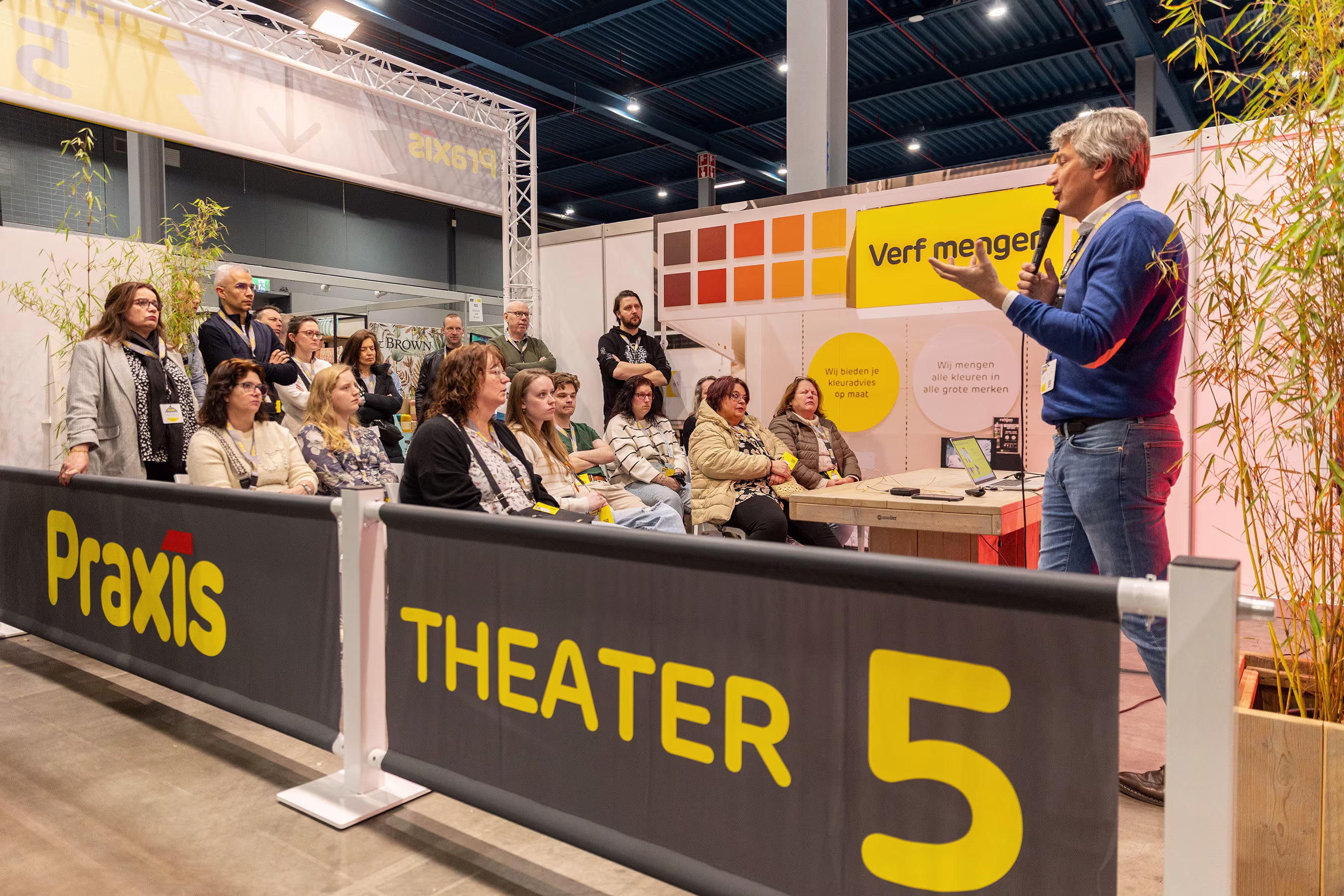 Theater op de Praxis Makers Beurs