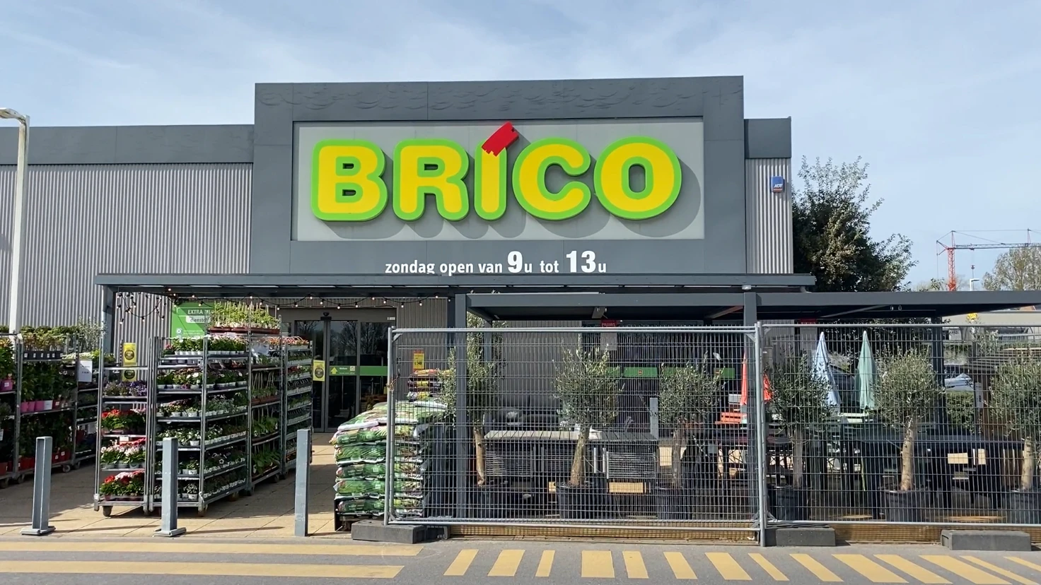 Brico winkel buitenkant | Extérieur du magasin Brico